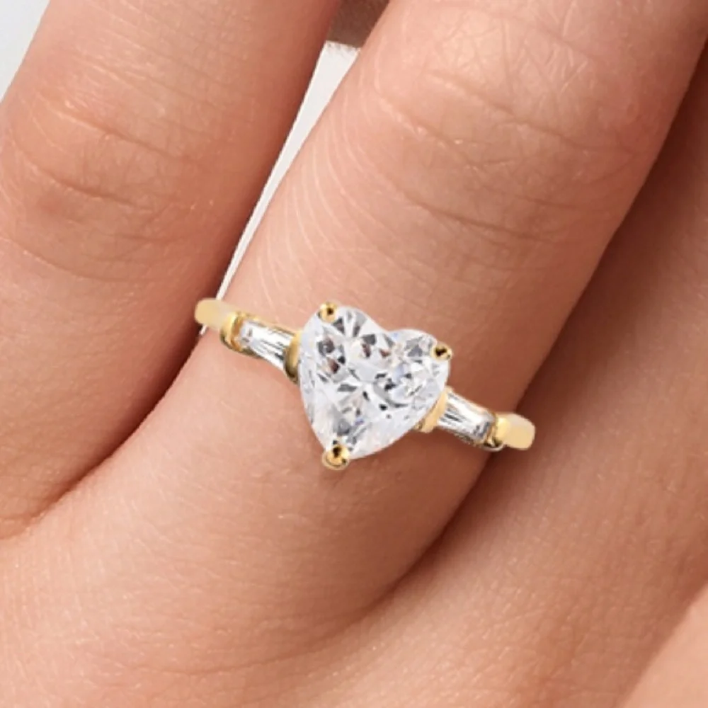 SWAROVSKI Zirconia Heart Ring